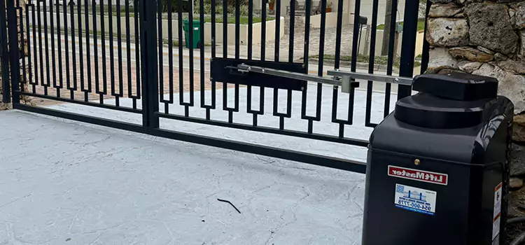 Seamless Installation and Support for Your New Gate in Sainte-Catherine-de-la-Jacques-Cartier, QC