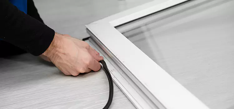 Commercial Door Weather Stripping Sainte-Catherine-de-la-Jacques-Cartier